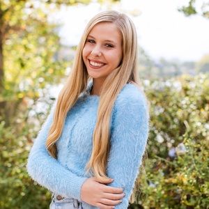 Meet your Posher, Ainsley